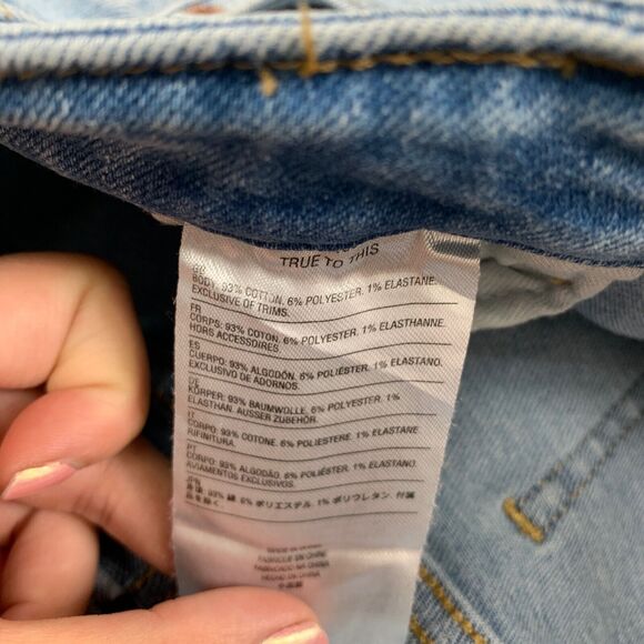 Volcom Jeans Womens 26 Blue Denim Girlfriend Crop Ankle Fit Raw Hem High Rise - Picture 11 of 13